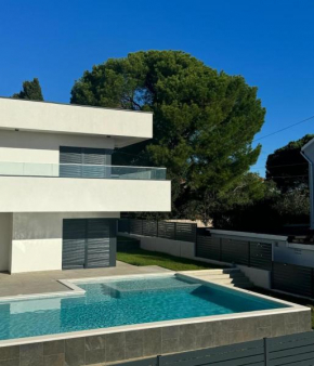 Villa Victoria